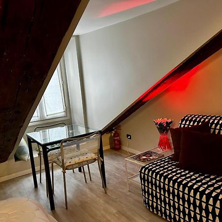 Piccola Mansardina Nel Cuore Di Torino Extérieur photo
