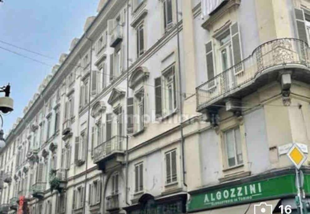 Piccola Mansardina Nel Cuore Di Torino Extérieur photo